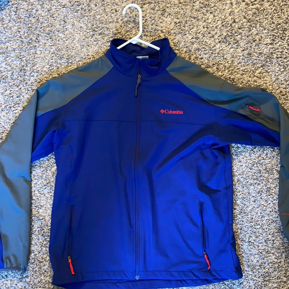 Columbia Light Weight Zip Up Jacket